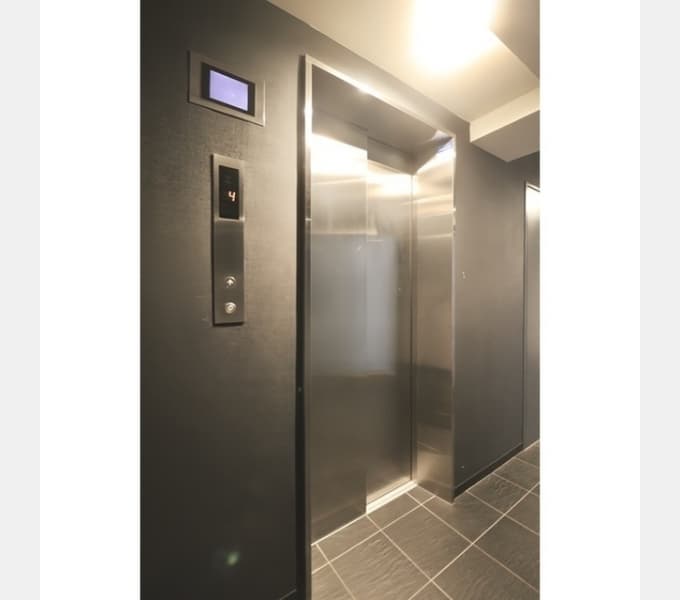 Room image 9