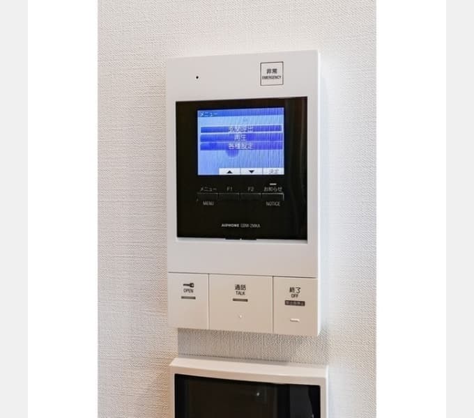 Room image 11
