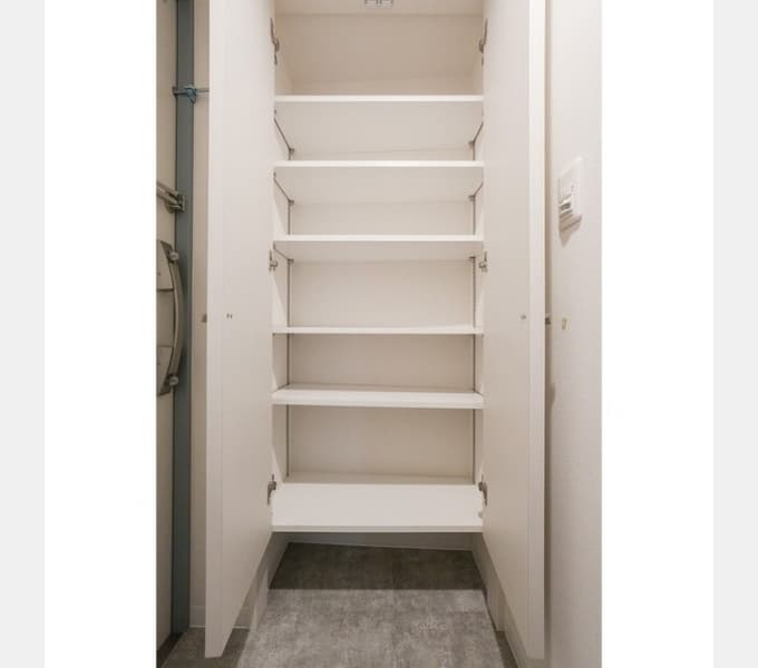 Room image 16