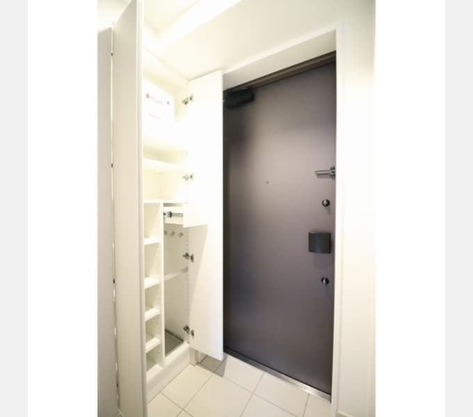 Room image 11