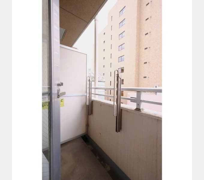 Room image 13