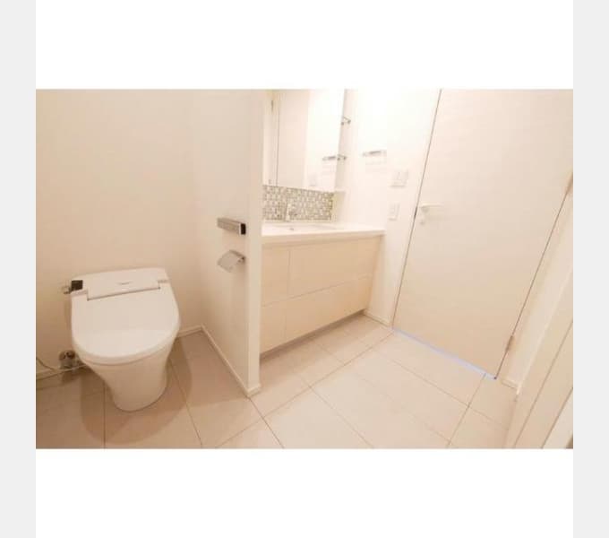 Room image 15
