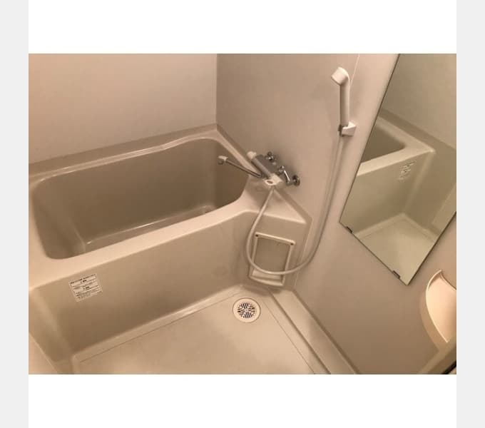 Room image 9
