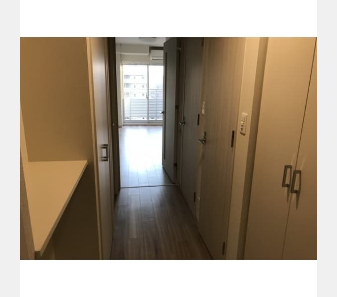 Room image 12