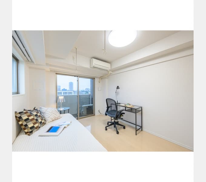 Room image 13