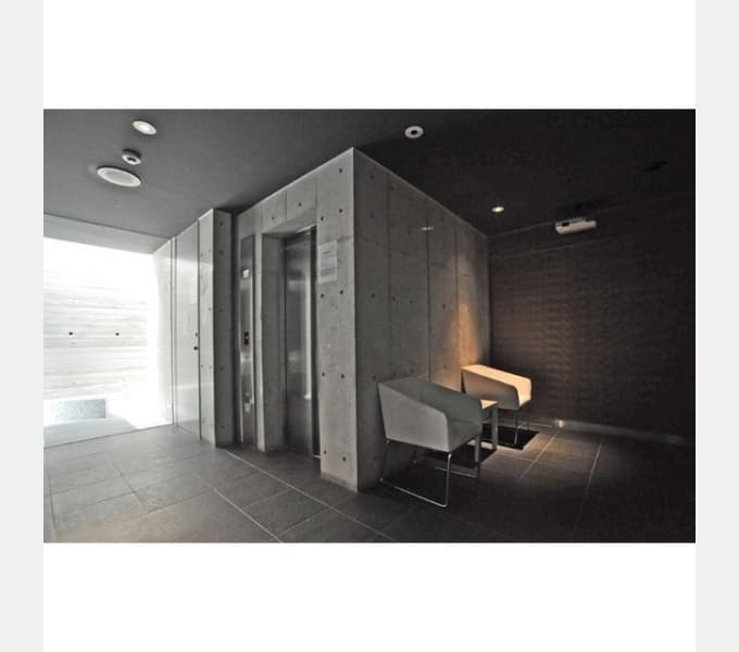 Room image 15