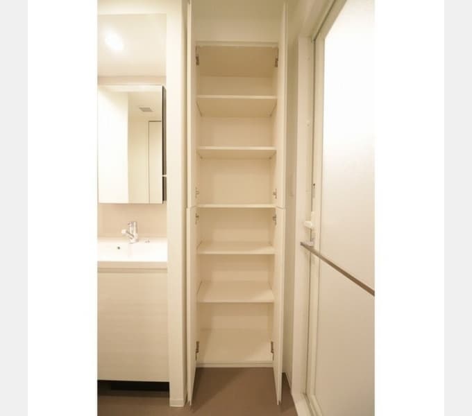Room image 15
