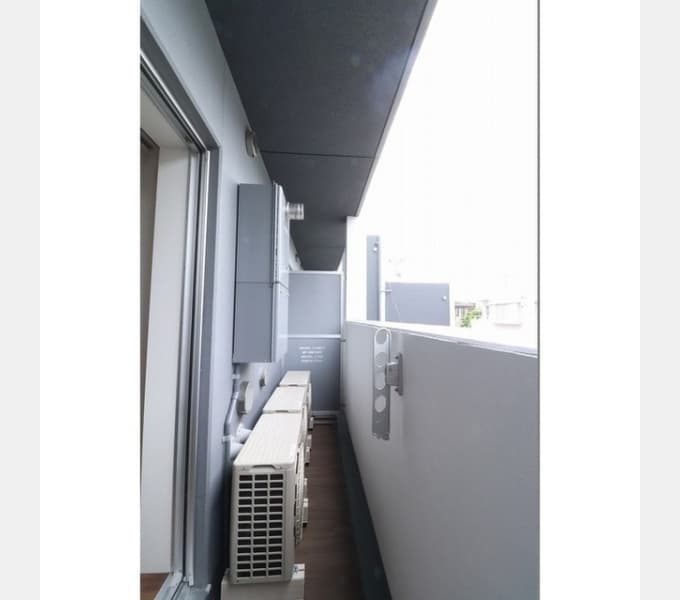 Room image 10