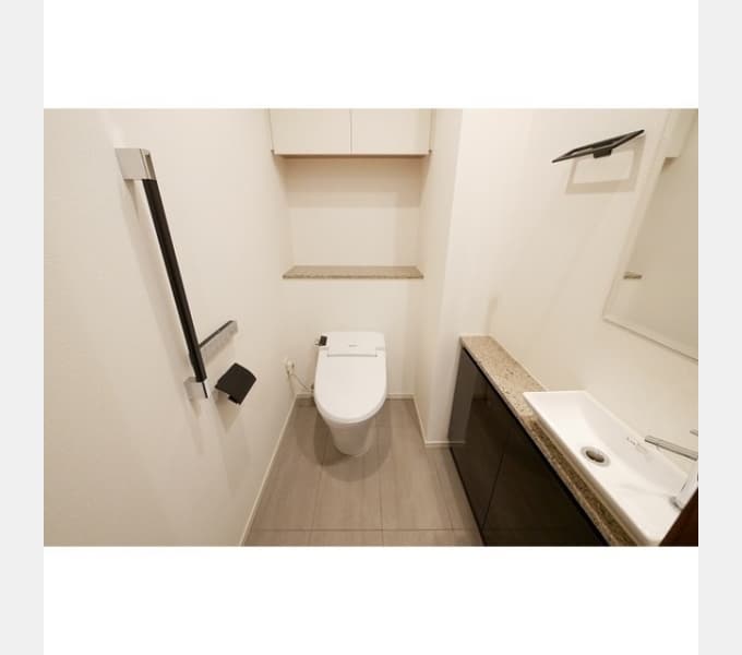 Room image 11