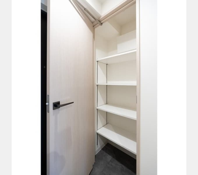 Room image 13
