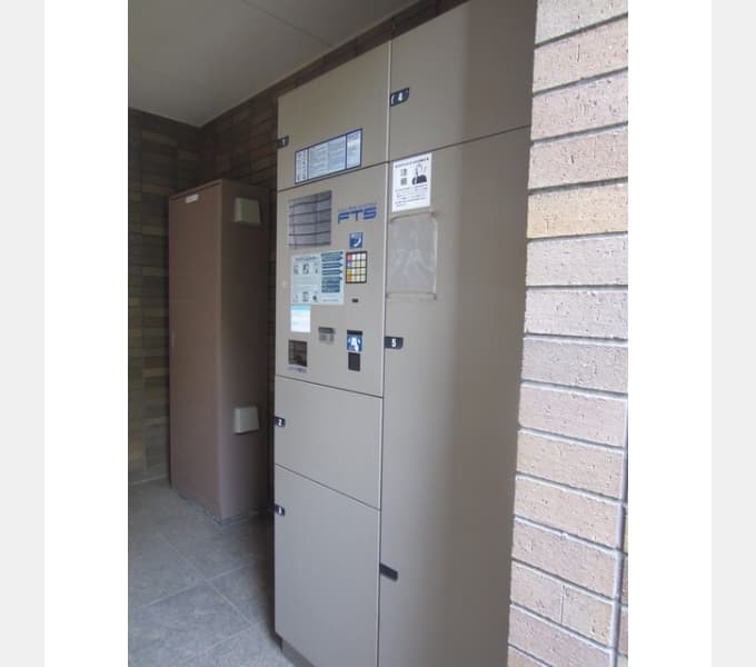 Preview interior of Idios Azamino L Building