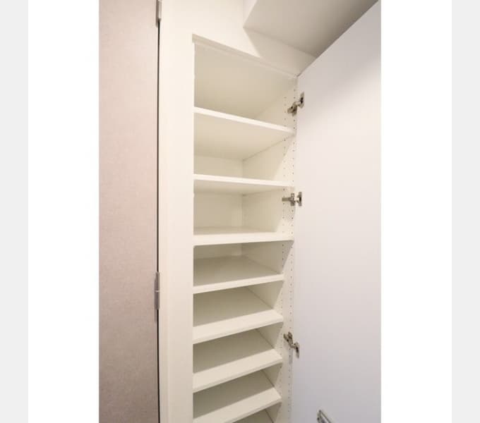 Room image 13