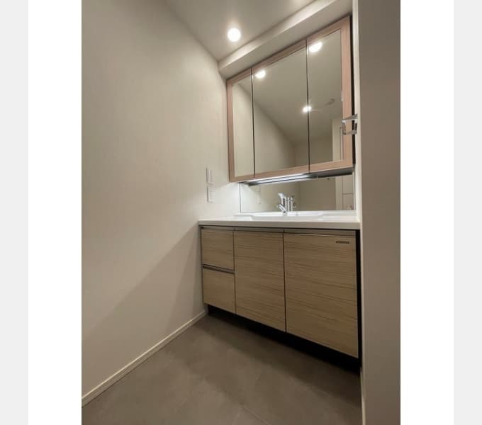 Room image 14