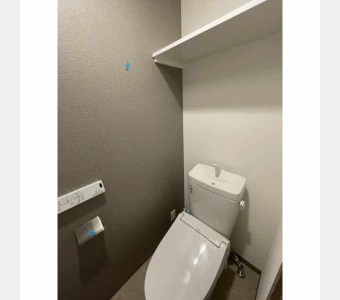 Room image 9