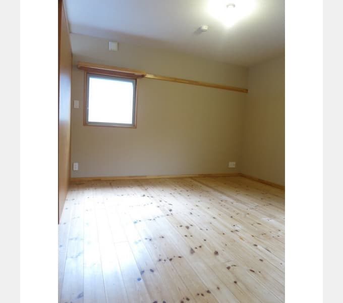 Room image 14
