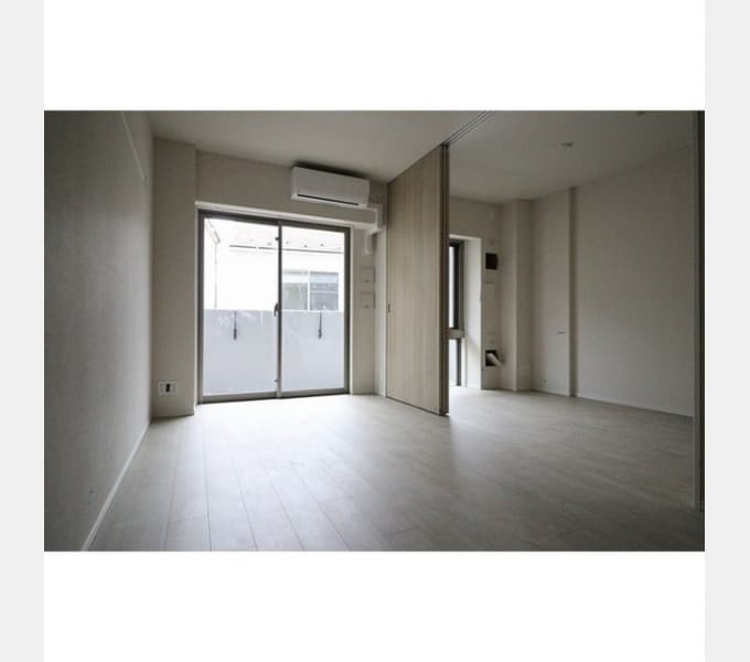 Room image 14