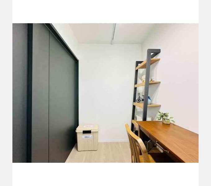 Room image 11