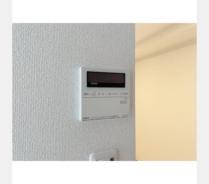 Room image 13