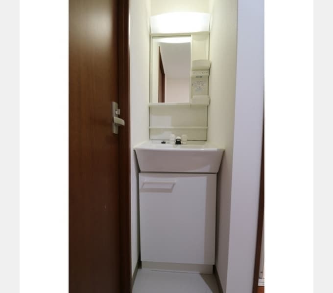 Room image 8