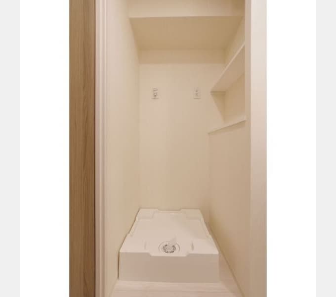Room image 13