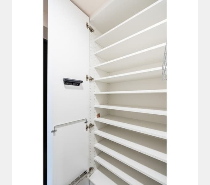 Room image 13