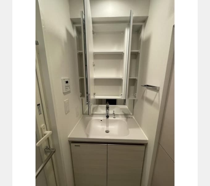 Room image 14