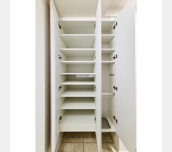 Room image 13