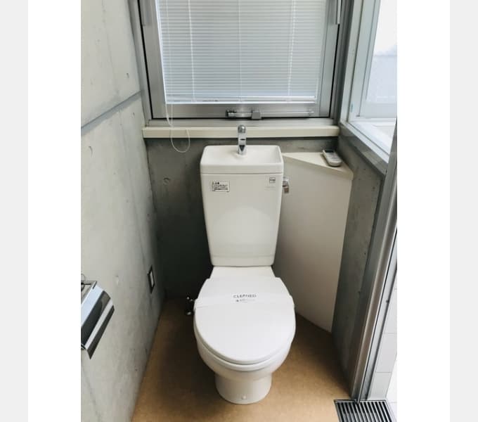 Room image 11