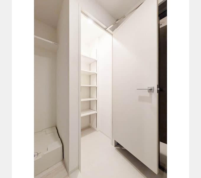 Room image 13