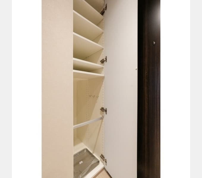 Room image 13
