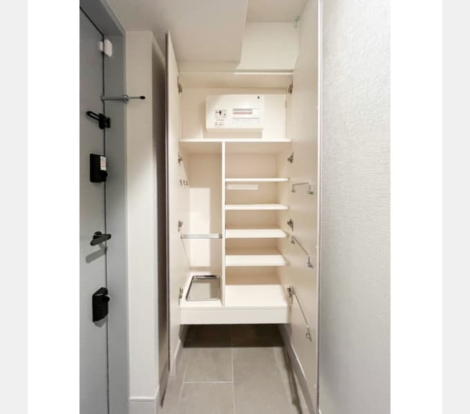 Room image 14