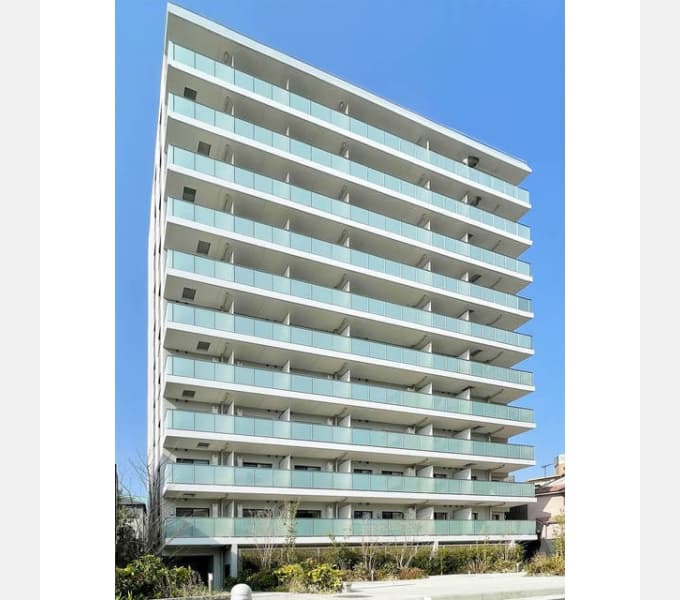 Main exterior of Due Yokohama Tsurumi