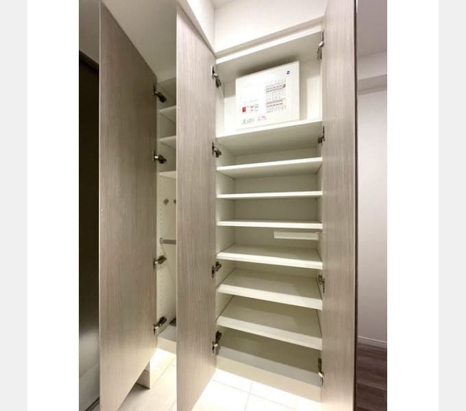 Room image 14