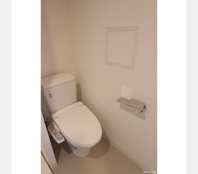 Room image 9