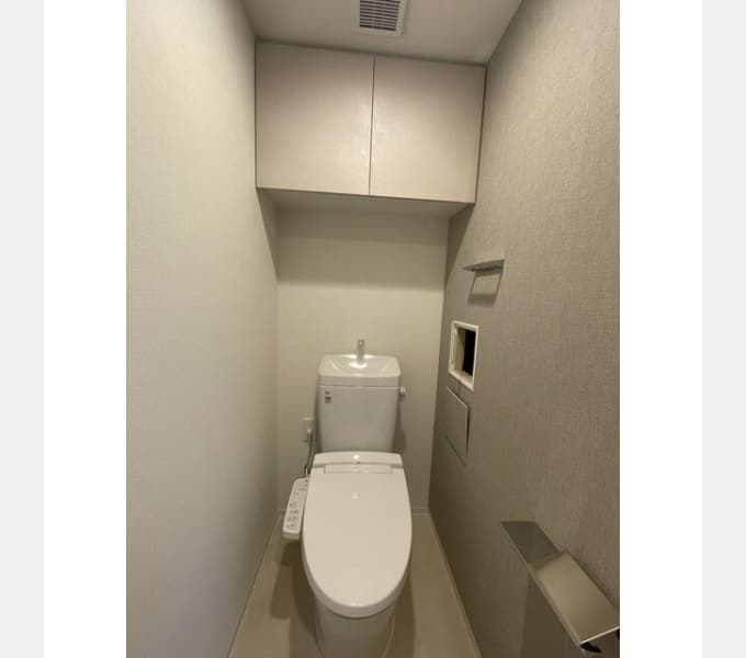 Room image 8