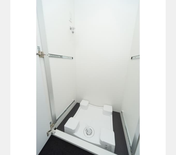 Room image 15