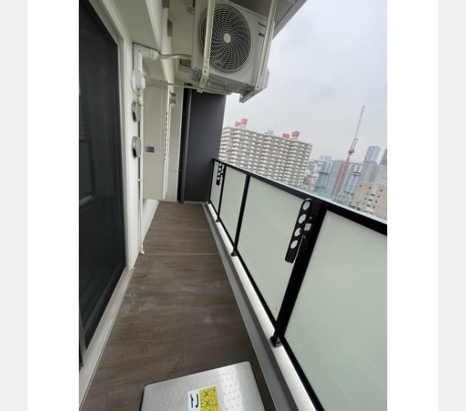 Room image 16