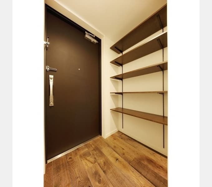 Room image 10