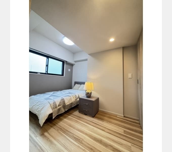 Room image 10