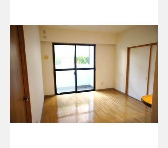 Preview interior of Motomachi Egret