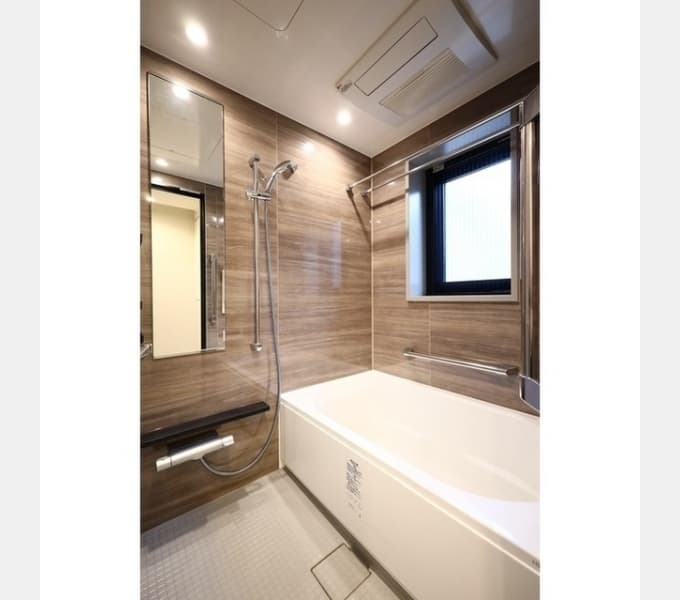 Room image 9