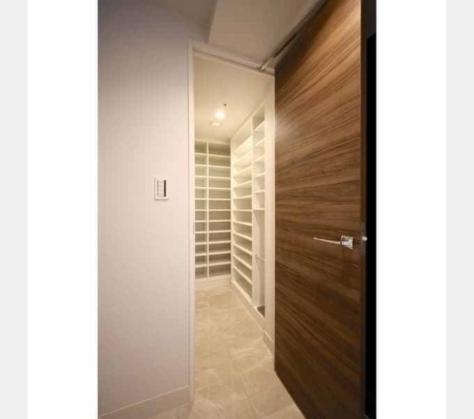 Room image 13
