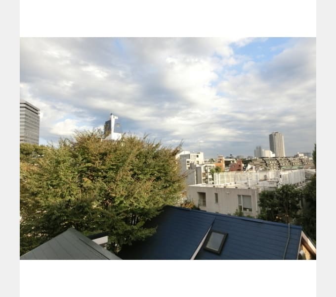 Room image 8