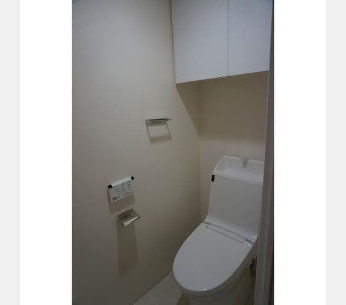 Room image 8