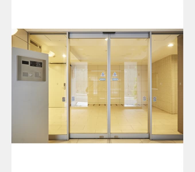 Room image 11