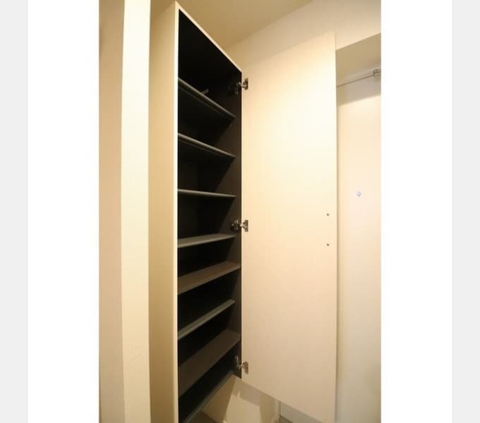 Room image 13