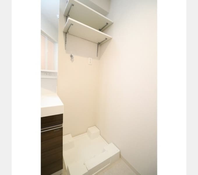 Room image 15