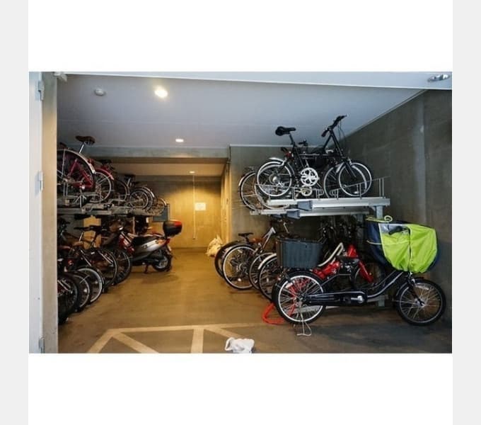 Room image 10