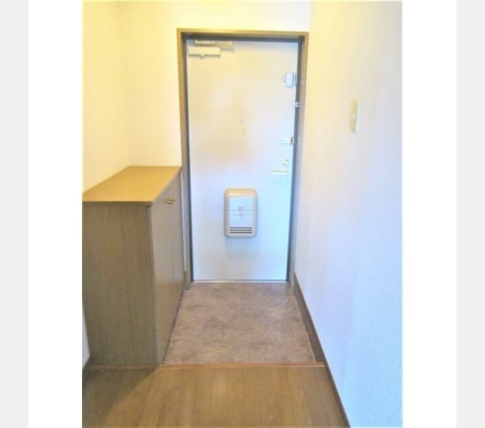 Room image 13