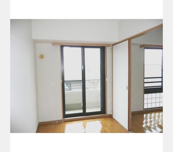 Preview interior of K’s Shin Nakano